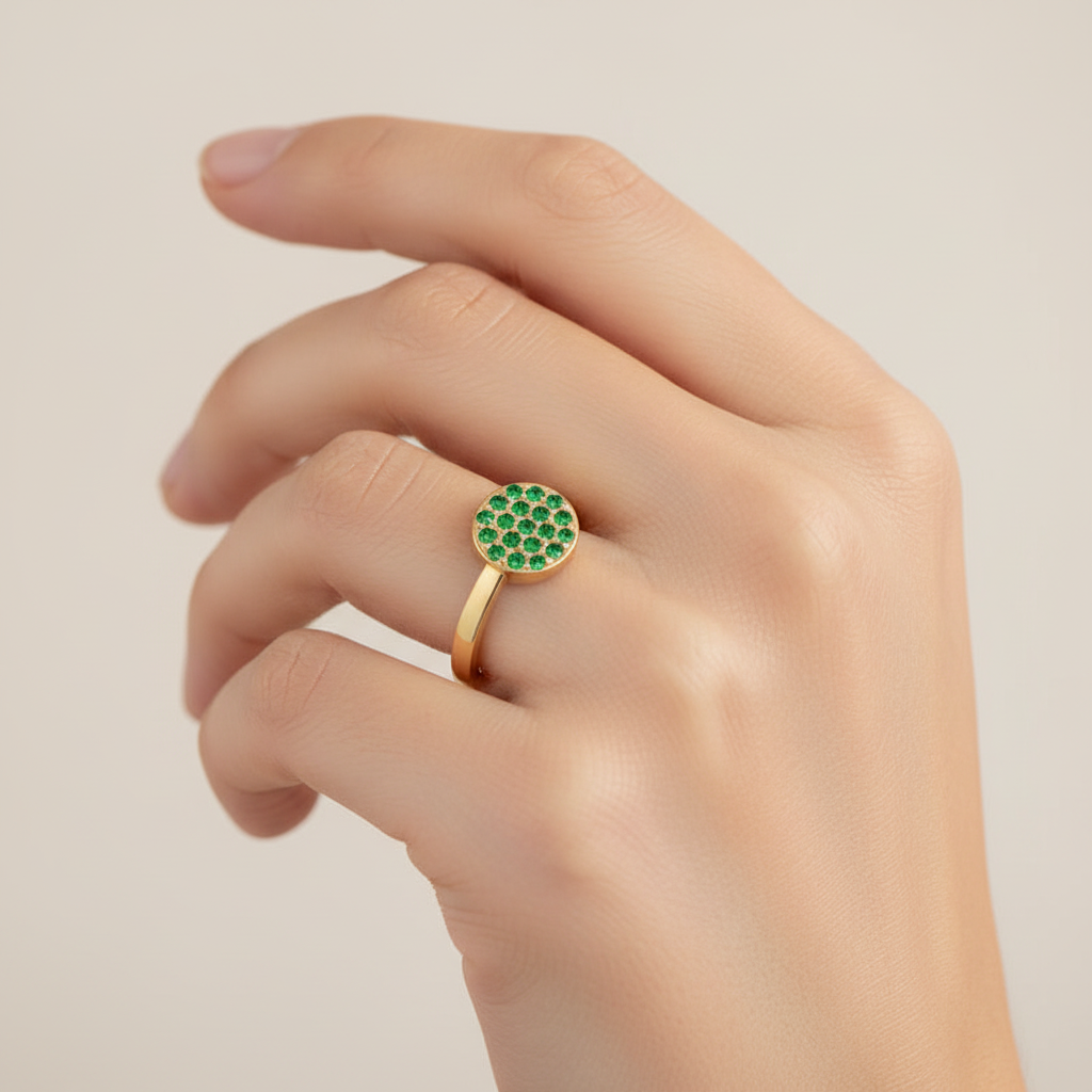 Emerald Pav Disc Stackable Ring - Eight