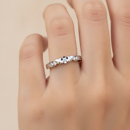 Glittery Loop Diamond Ring In 925 Sterling Silver - Fifteen