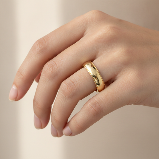 Loraison Wedding Band - Fourteen