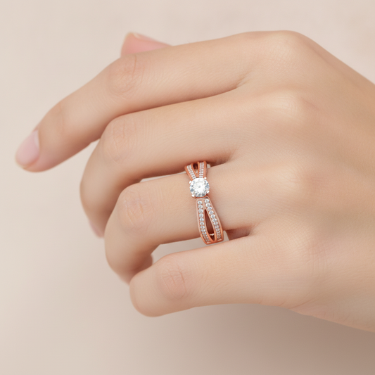 Happy Solitaire Ring - Fourteen