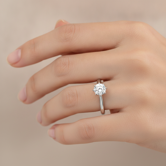 Feuilles Classic Solitaire Ring - Fourteen