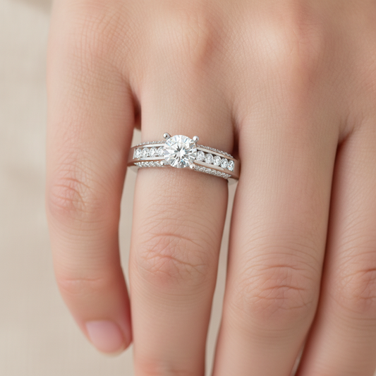 Radiante Solitaire Ring In 925 Sterling Silver - Fourteen