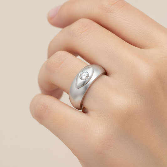 Classic Row Single Stone Ring In 925 Sterling Silver - Fourteen