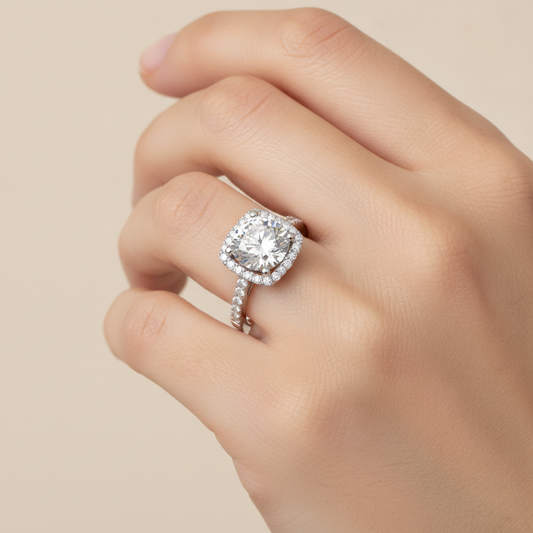 Dazzling Halo Ring In 925 Sterling Silver - Fourteen