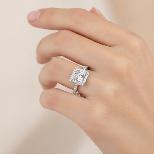 Ornamated Solitaire Ring In 925 Sterling Silver - Fourteen