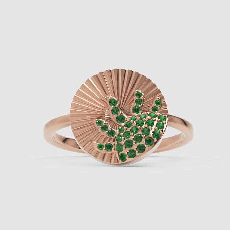 Emerald Wave Sunburst Ring With Textured Fan Design - Four