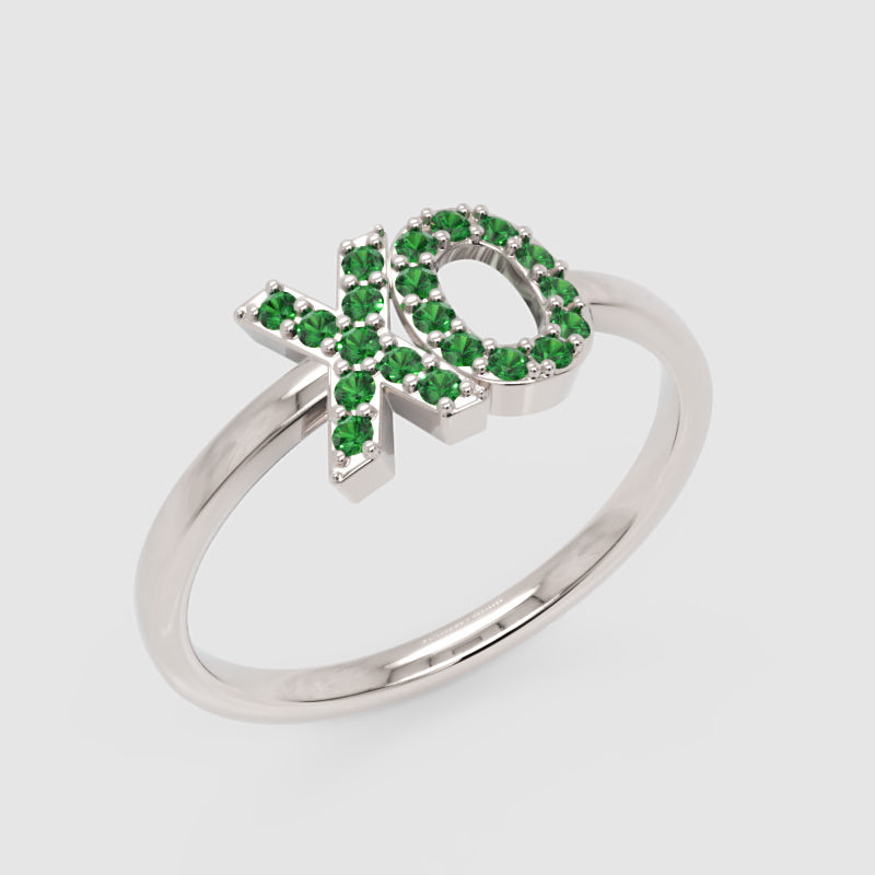 Xo Emerald Pav Ring With Hugs And Kisses Design - Seven