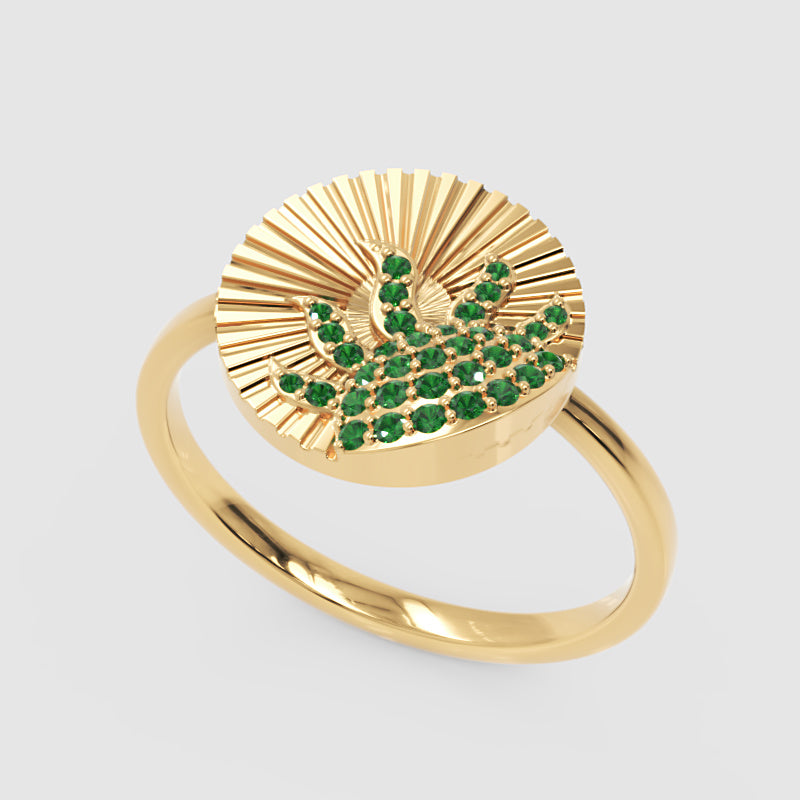 Emerald Wave Sunburst Ring With Textured Fan Design - Seven