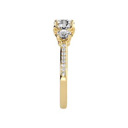 Astonishing Three Round Shaped Diamond Ring In 925 Sterling Silver - Seven