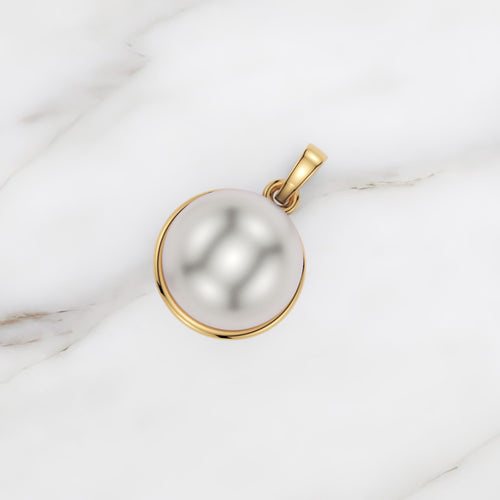 White Pearl Pendant