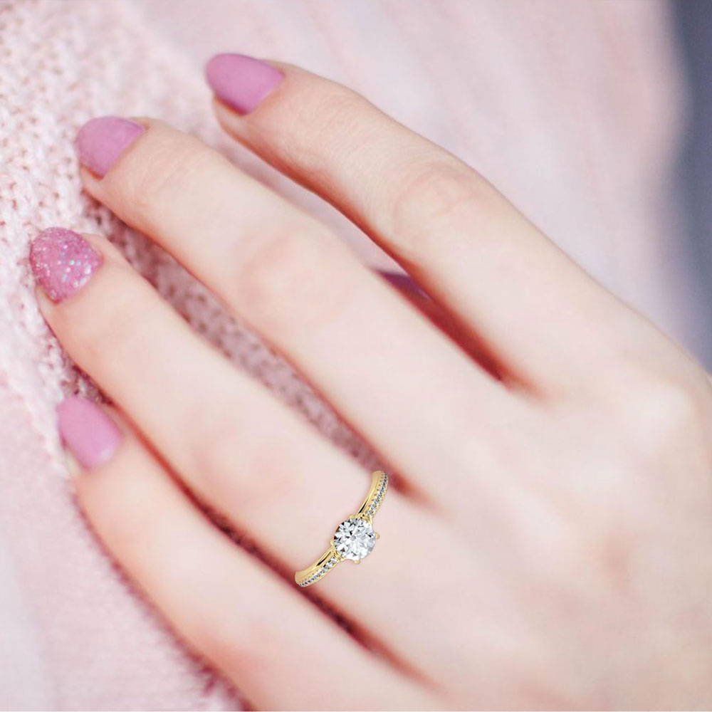 Excellant Solitaire Ring In 925 Sterling Silver - One