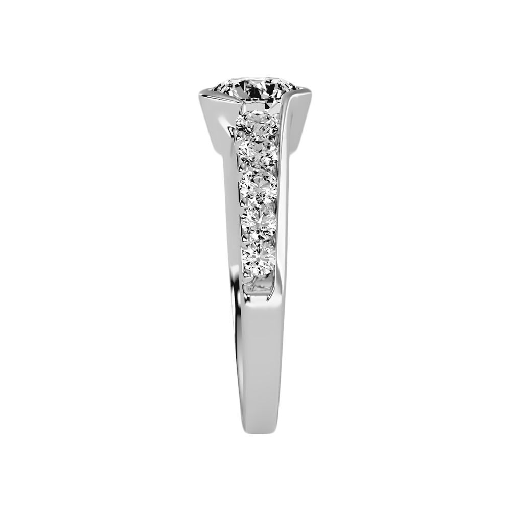Fantastic Diamond Ring - Seven
