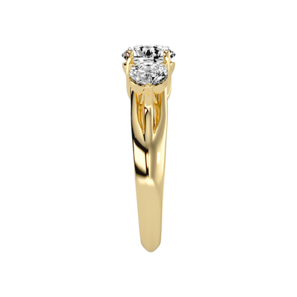 Pretty Three Round Shaped Diamond Ring In 925 Sterling Silver - Seven