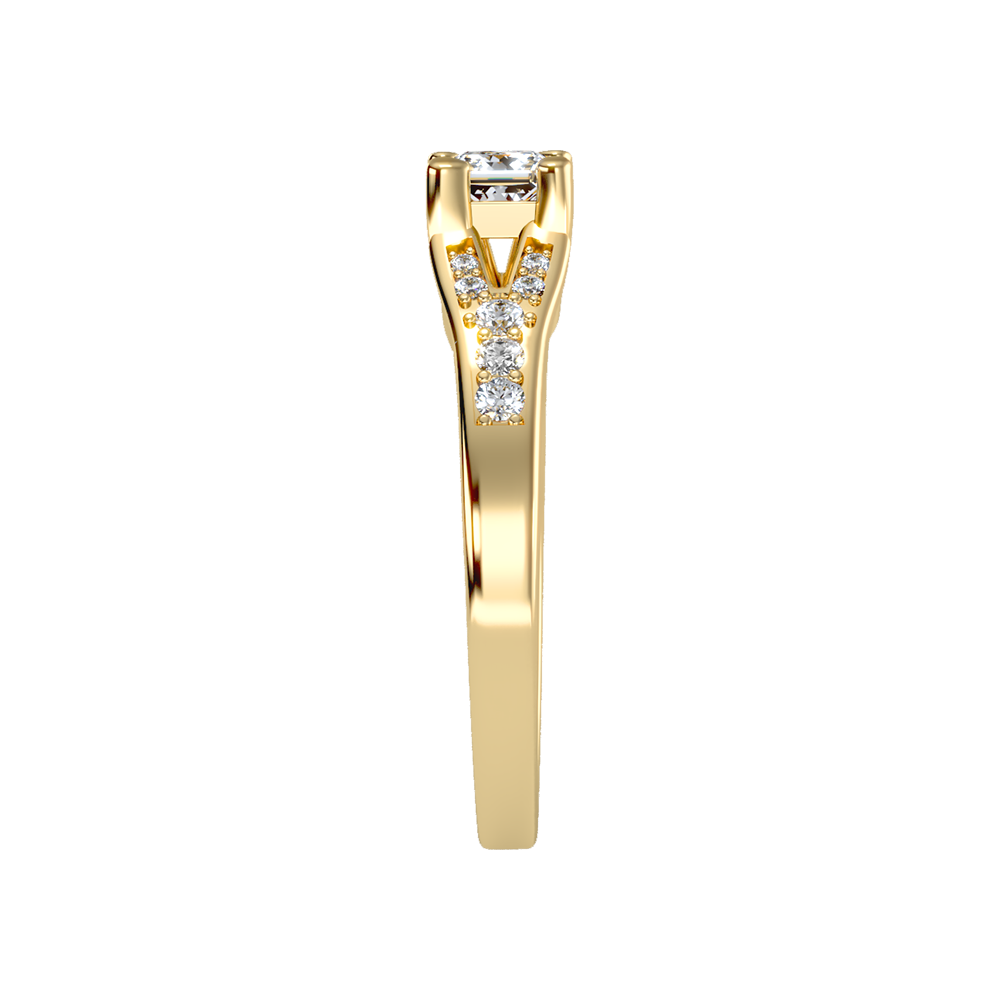 Queen Solitaire Ring In 925 Sterling Silver - Twelve