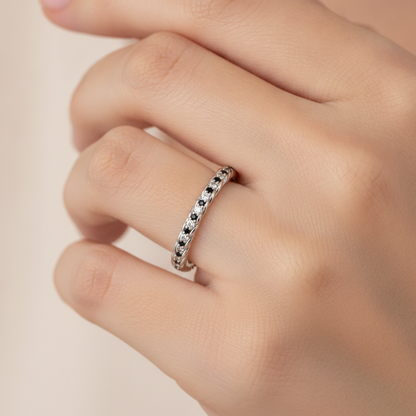 The Eye-Catching Wedding Band In 925 Sterling Silver - Thirteen