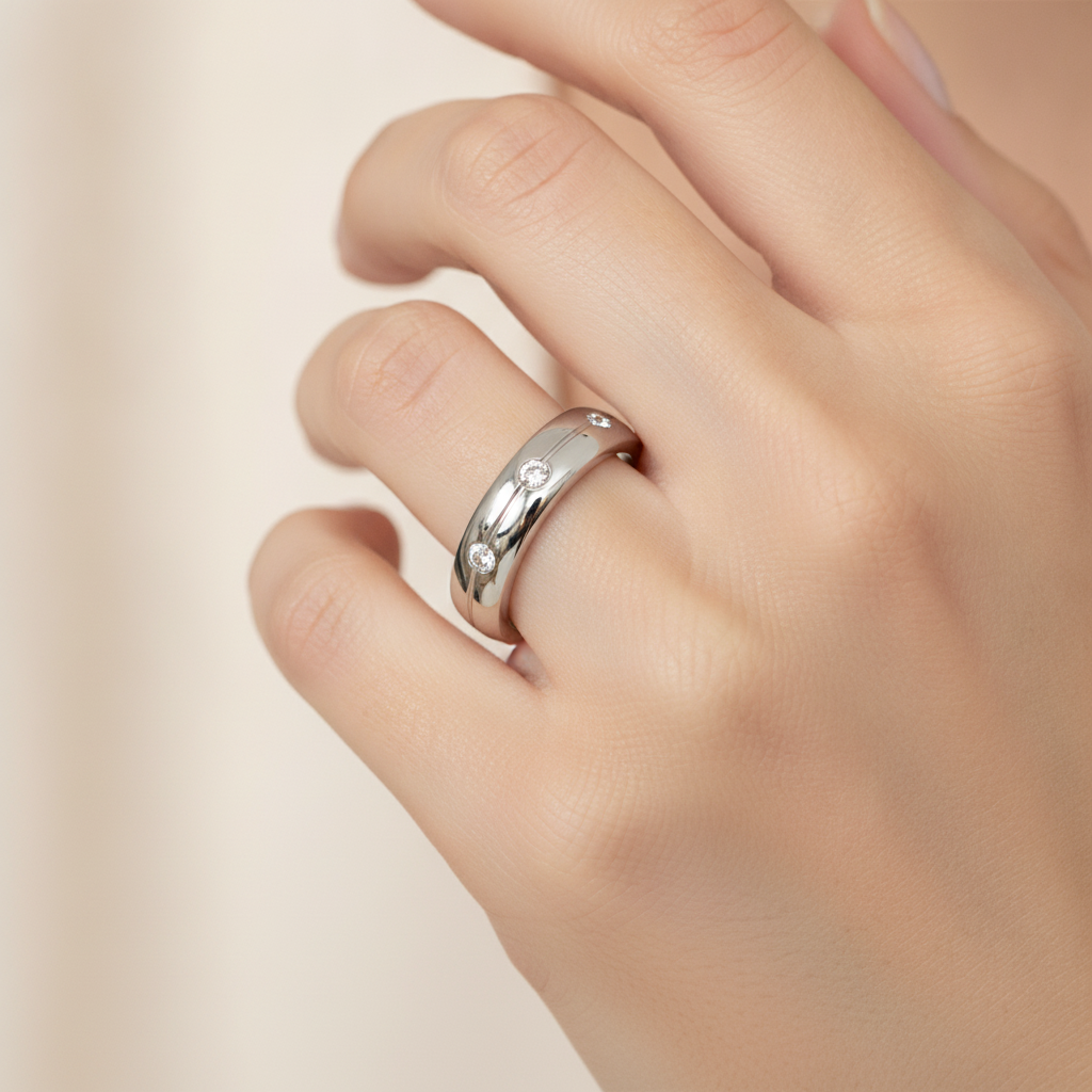 Phoenix Men's Broad Band Ring In 925 Sterling Silver - Thirteen