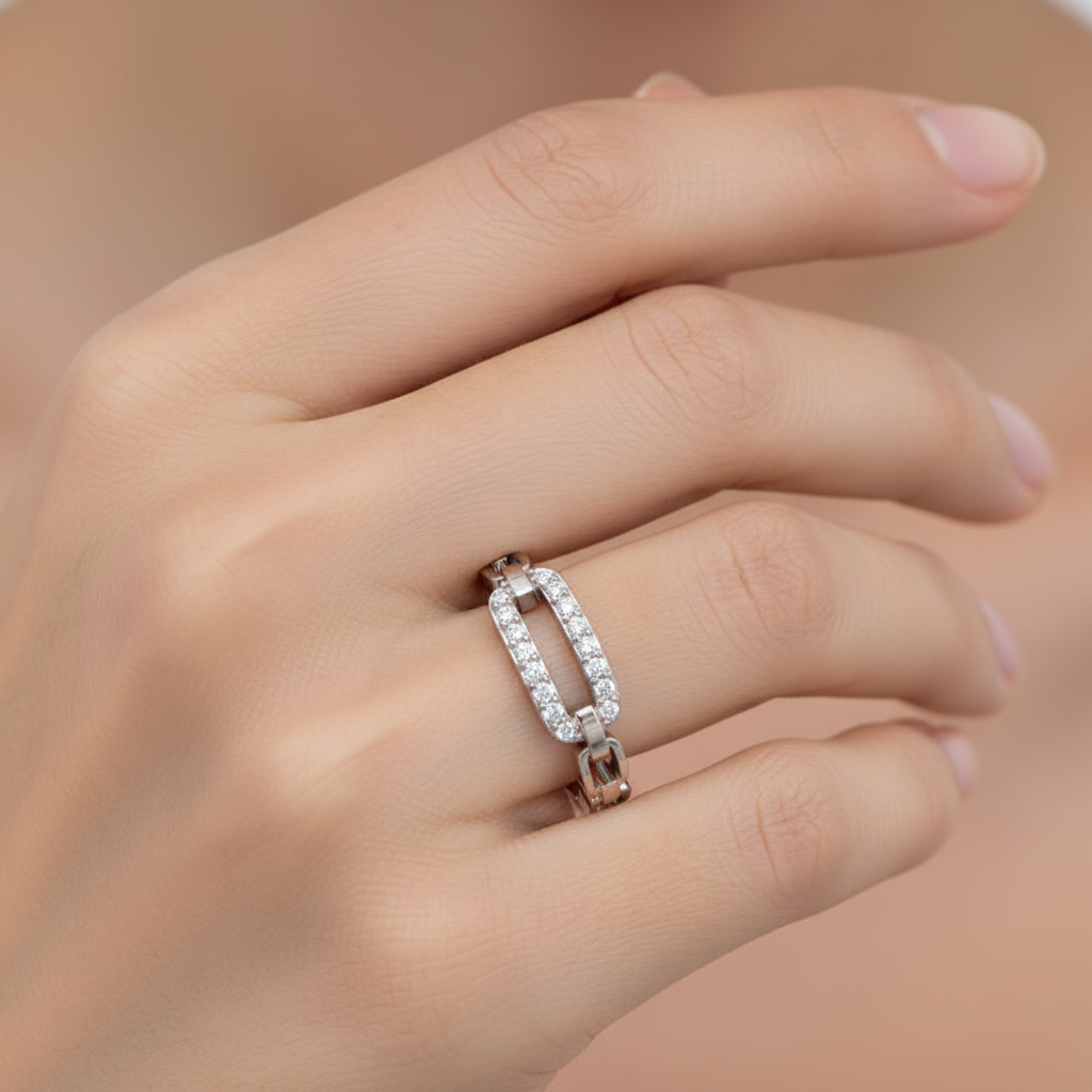 Diamond Interlocking Link Ring In White Gold | Modern Chain Style Pave Design Statement Ring For Women | Jebij - Eight