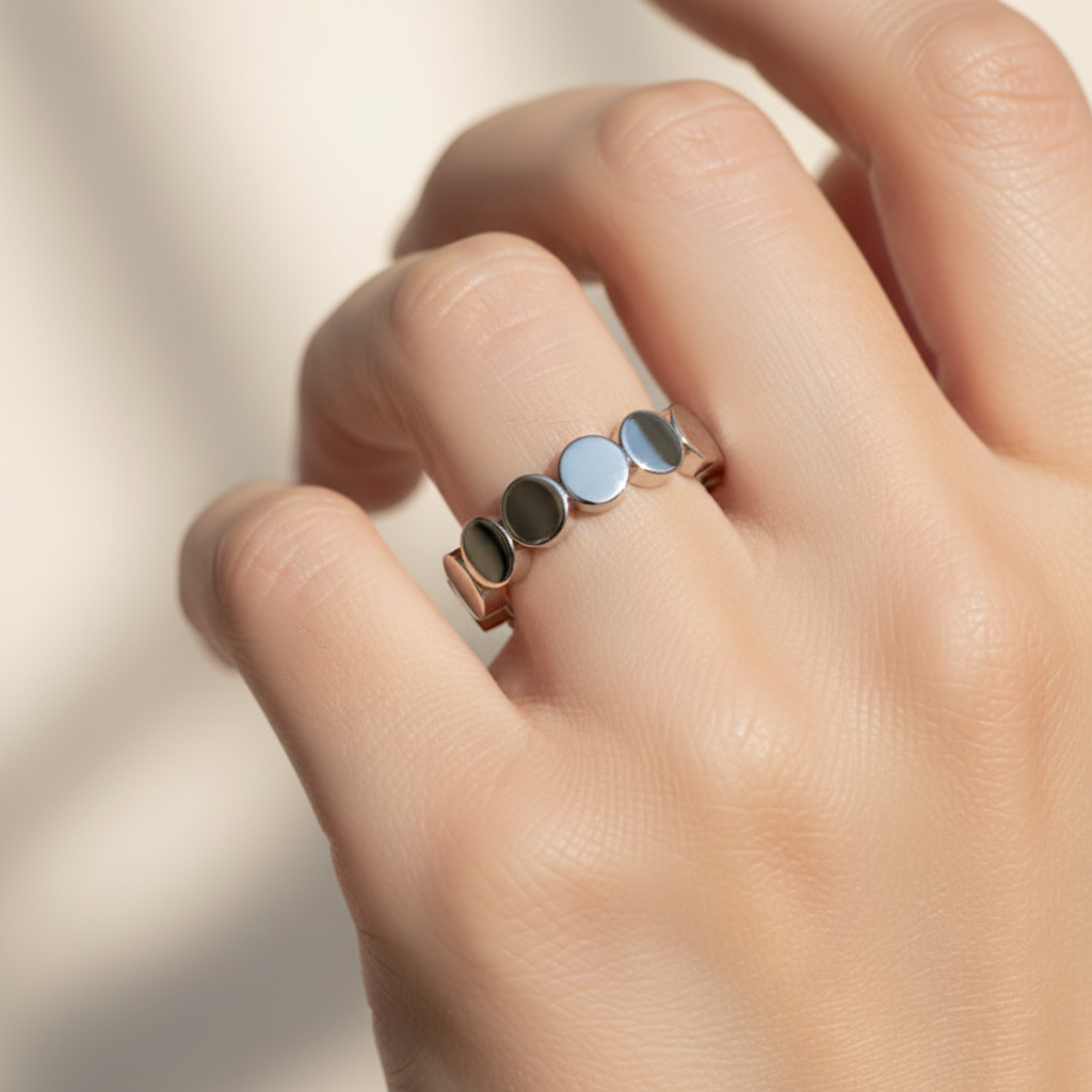 Scalloped Edge Open Silver Open Ring - Four