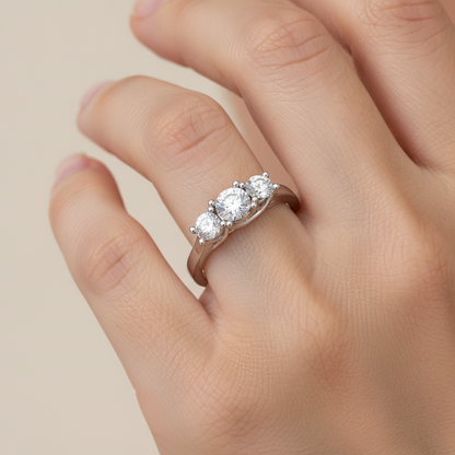 Maravillosa Three Stone Ring - Thirteen