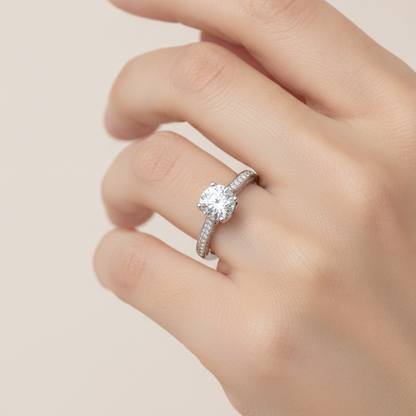 Astonishing Three Round Shaped Diamond Ring In 925 Sterling Silver - Thirteen