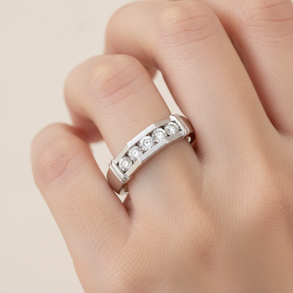 Dazzle Men's Broad Band Ring In 925 Sterling Silver - Thirteen