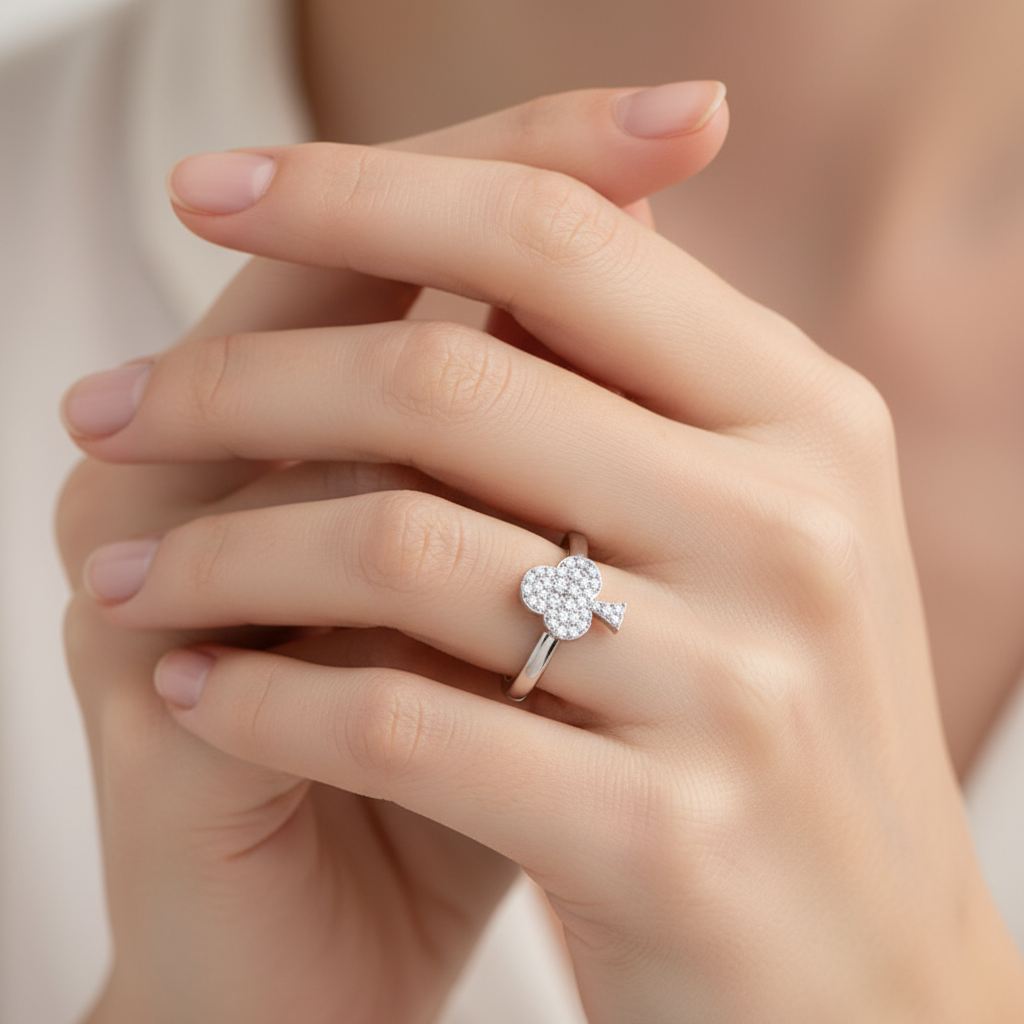 Pav Diamond Clover Stackable Ring - Eight