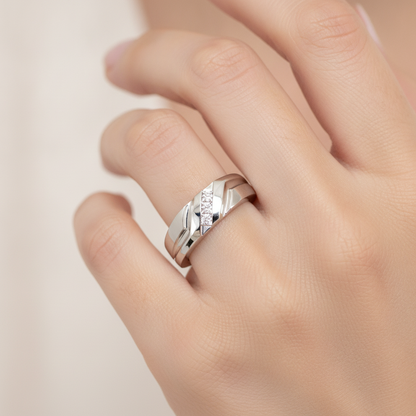 Blazing Men's Band In 925 Sterling Silver - Thirteen
