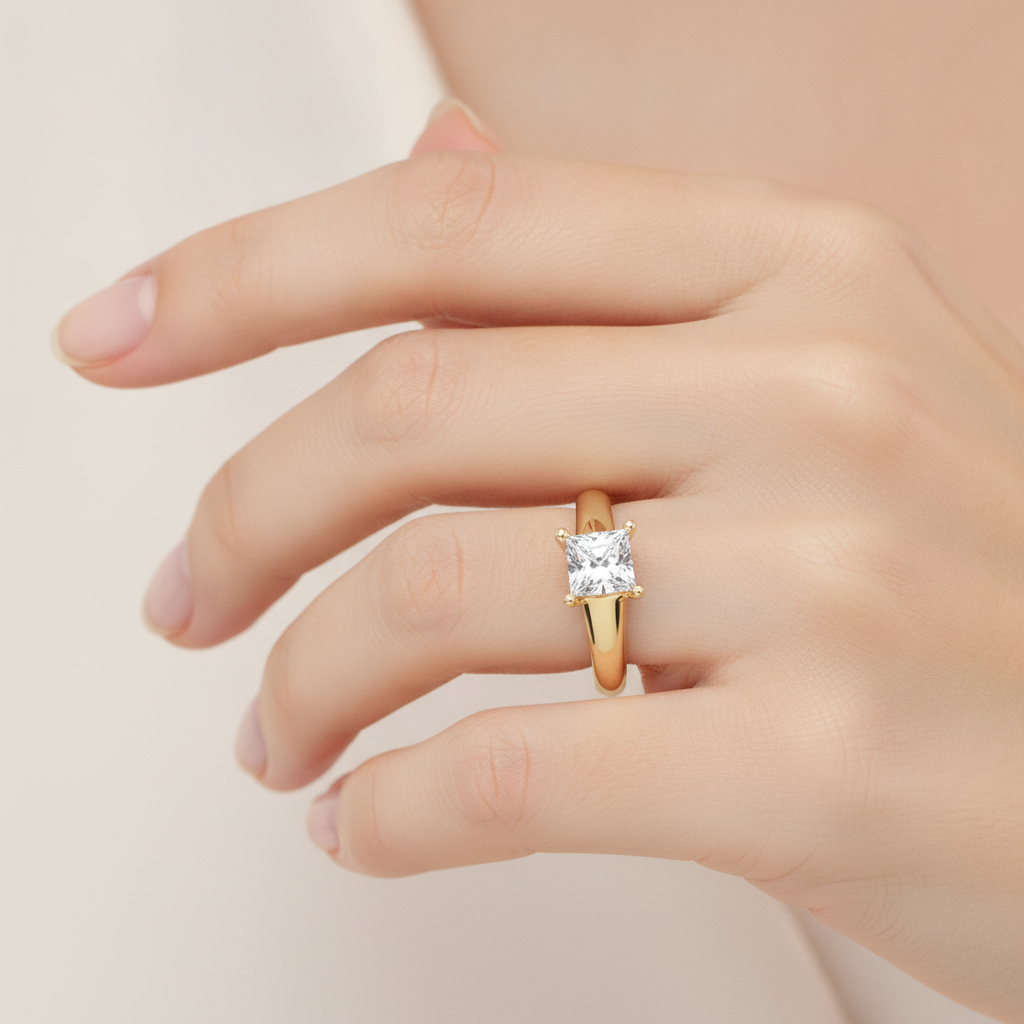 Gleaming Solitaire Ring In 925 Sterling Silver - Thirteen