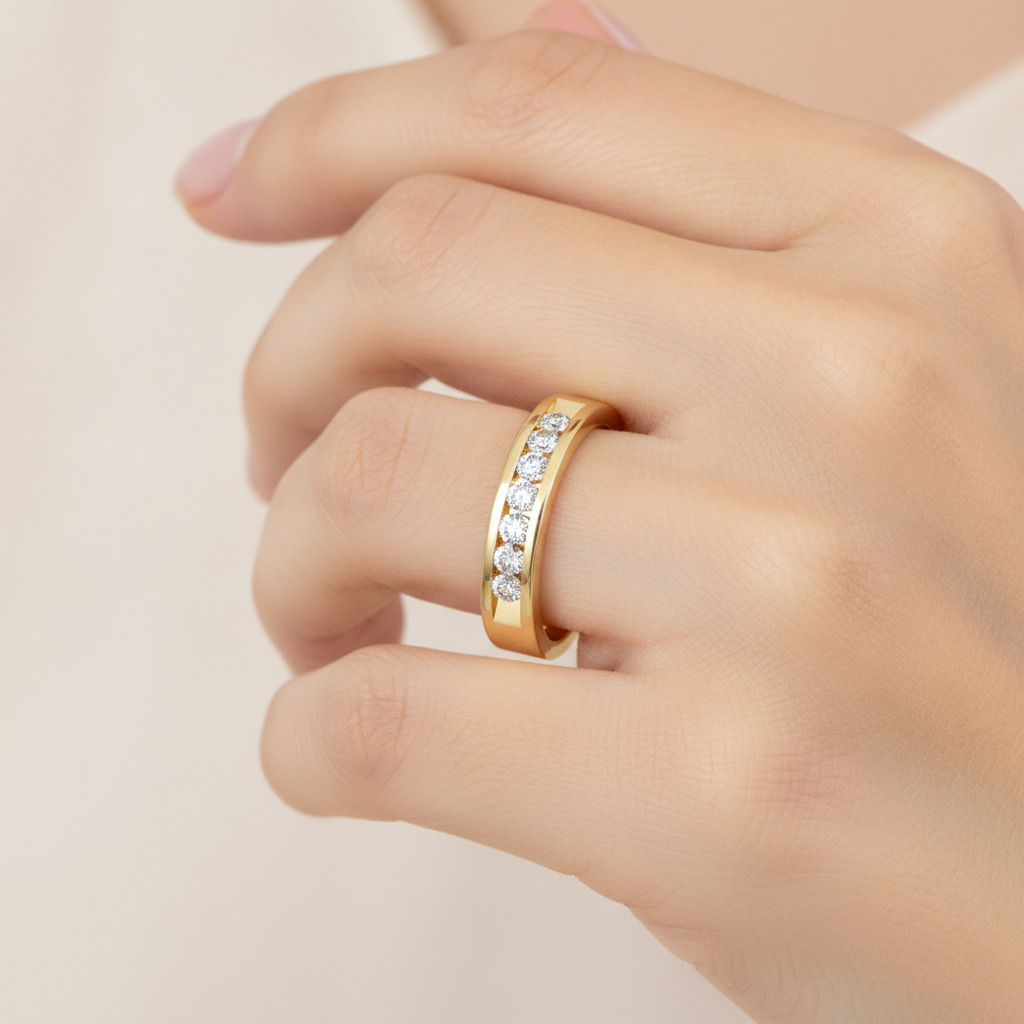 Graceful Broad Band Ring In 925 Sterling Silver - Thirteen