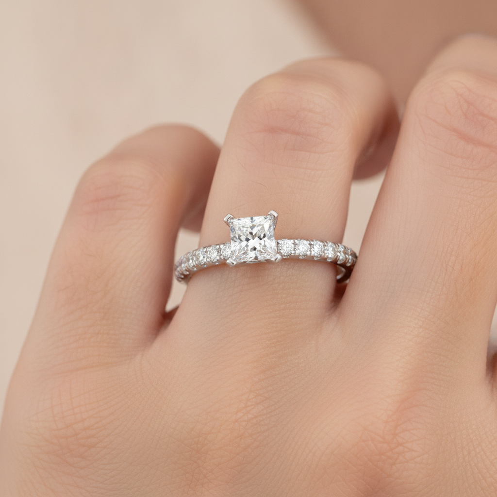 The Astonishing Solitaire Ring - Thirteen