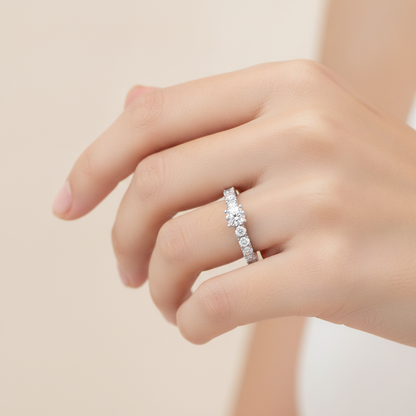 Effective Solitaire Ring - Thirteen