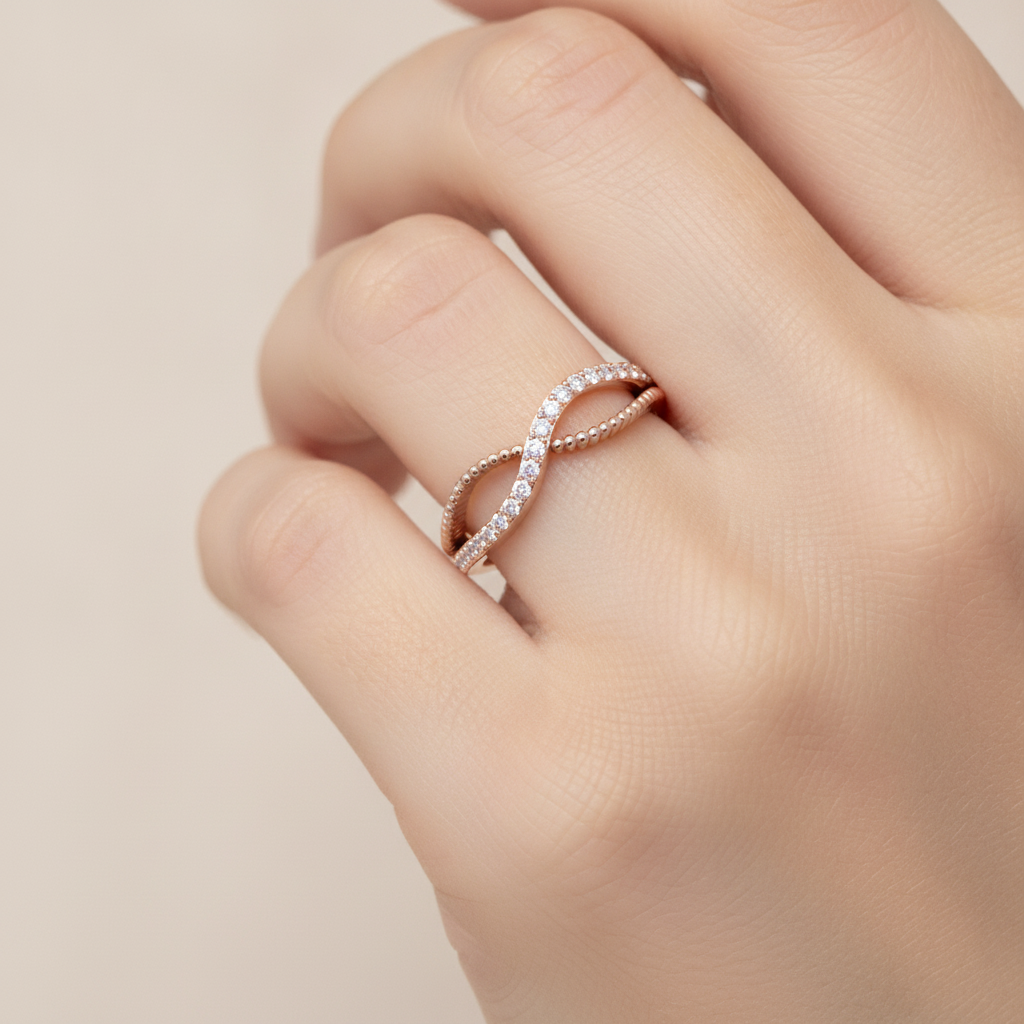 Delicate Dorn Infinity Band In 925 Sterling Silver - Thirteen