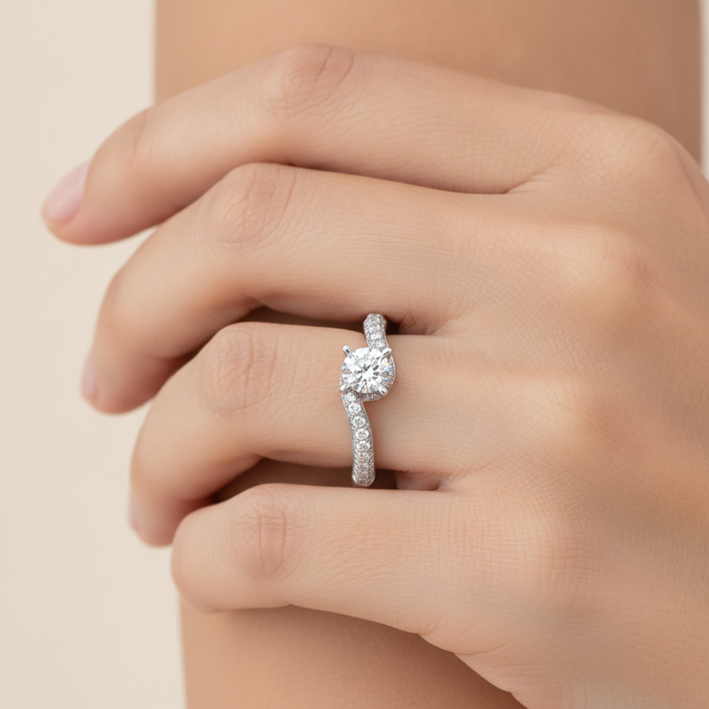The Llamativo Engagement Ring In 925 Sterling Silver - Thirteen