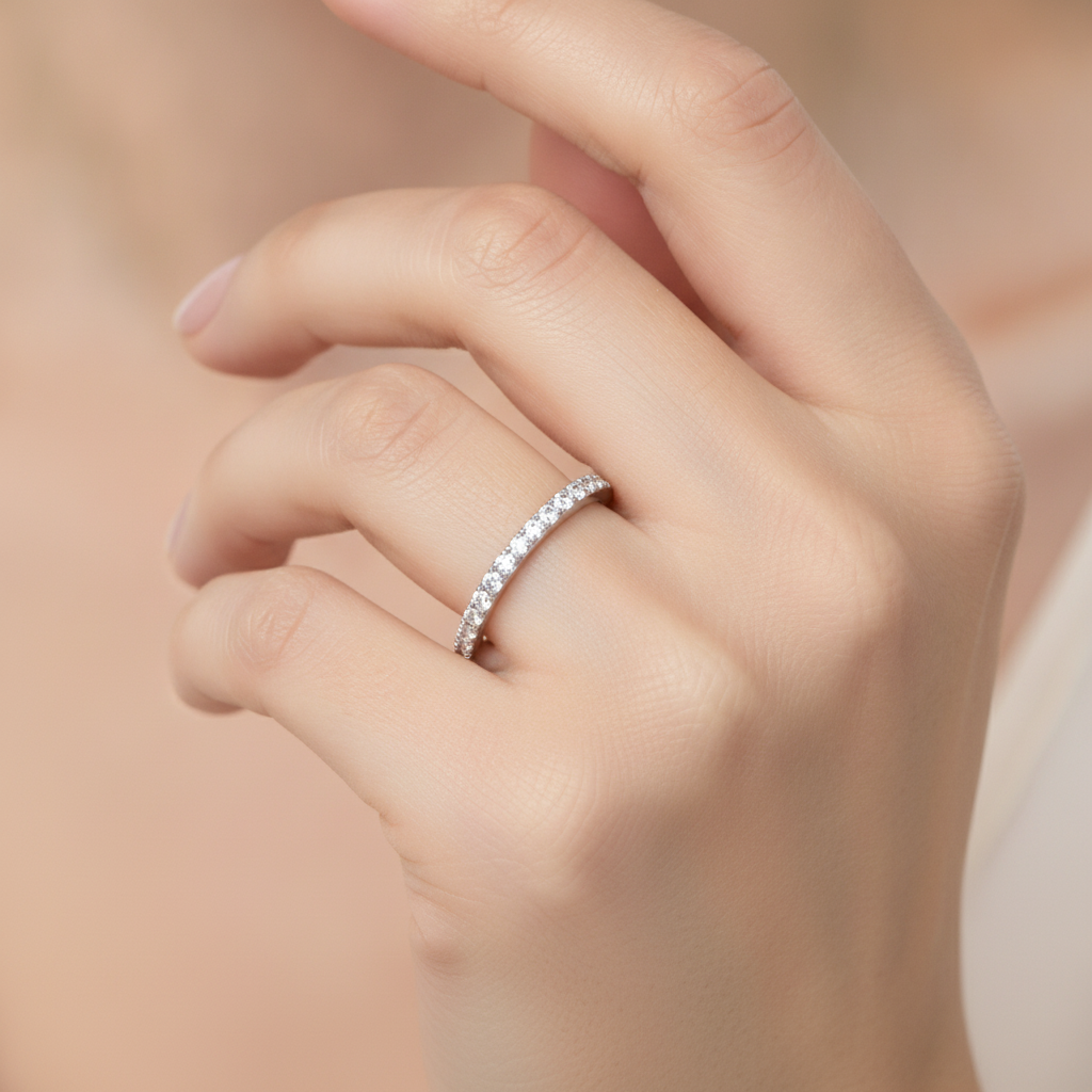 Stupefacente Eternity Ring In 925 Sterling Silver - Thirteen
