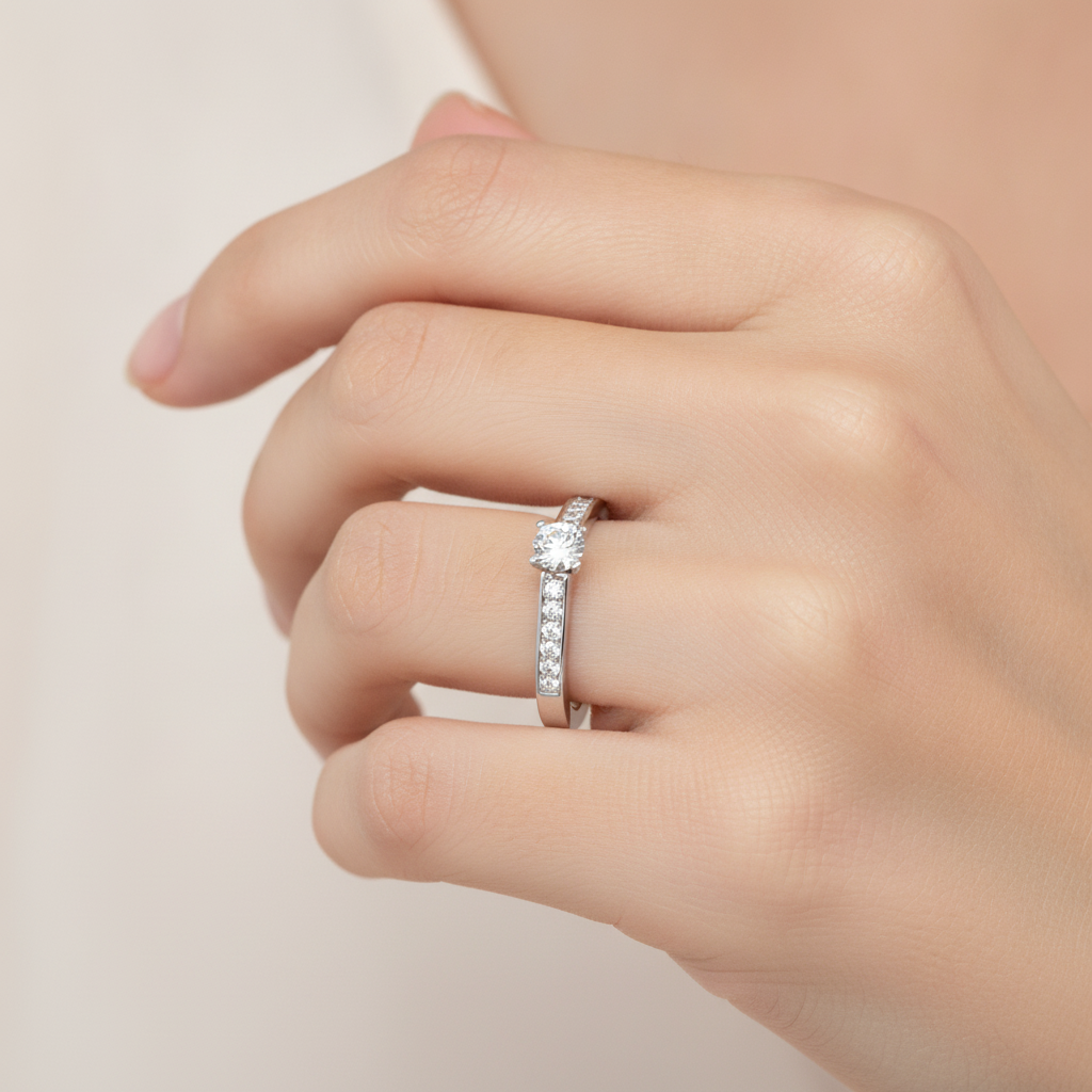 Luxurious Solitaire Ring In 925 Sterling Silver - Thirteen
