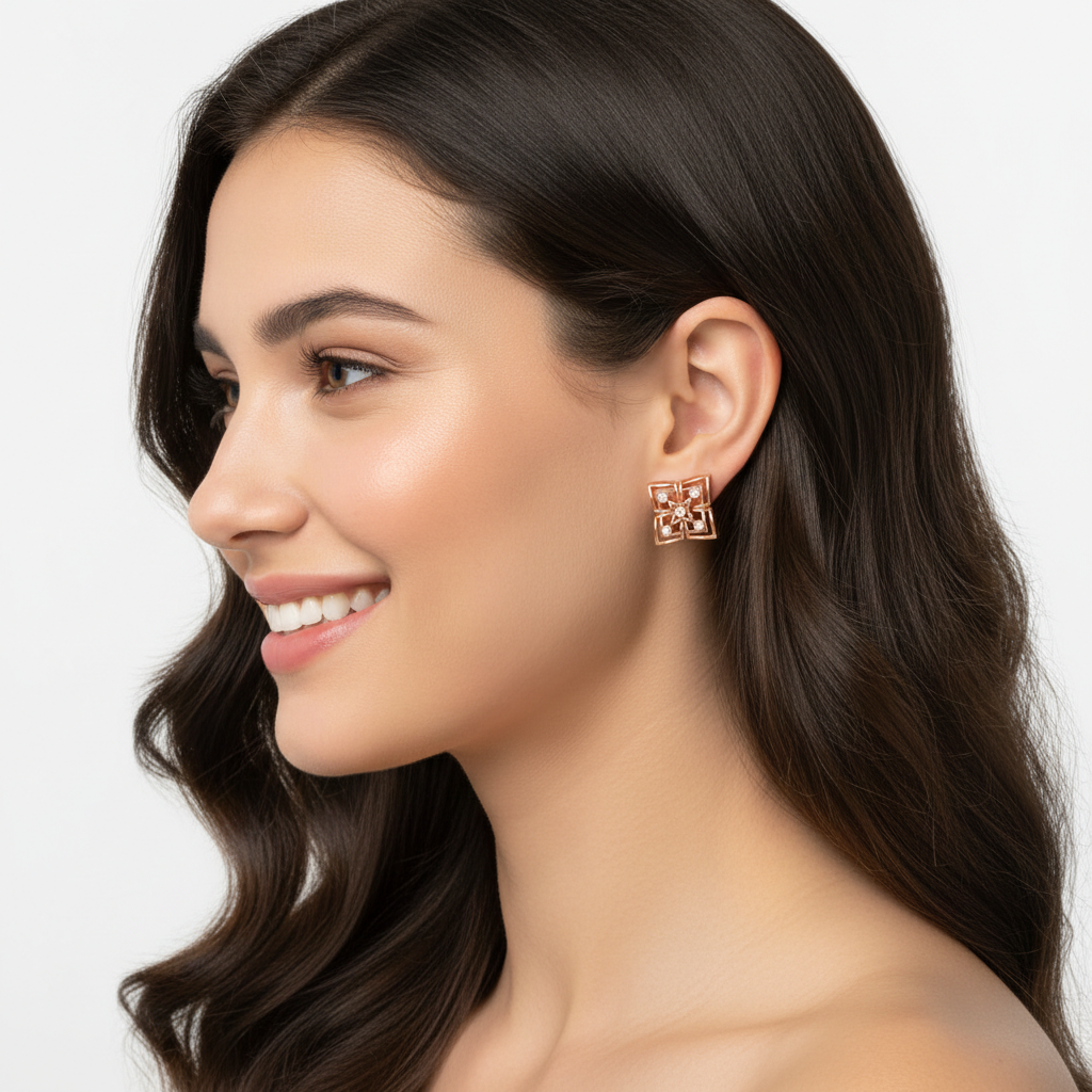 15 MM Gold Geometric Diamond Pattern Stud Earrings