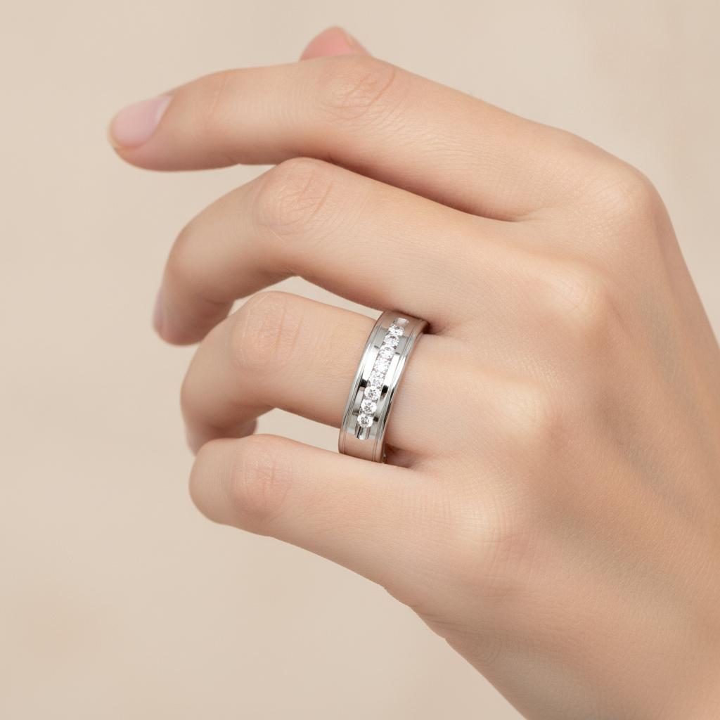 Lusterous Men's Broad Band Ring In 925 Sterling Silver - Thirteen