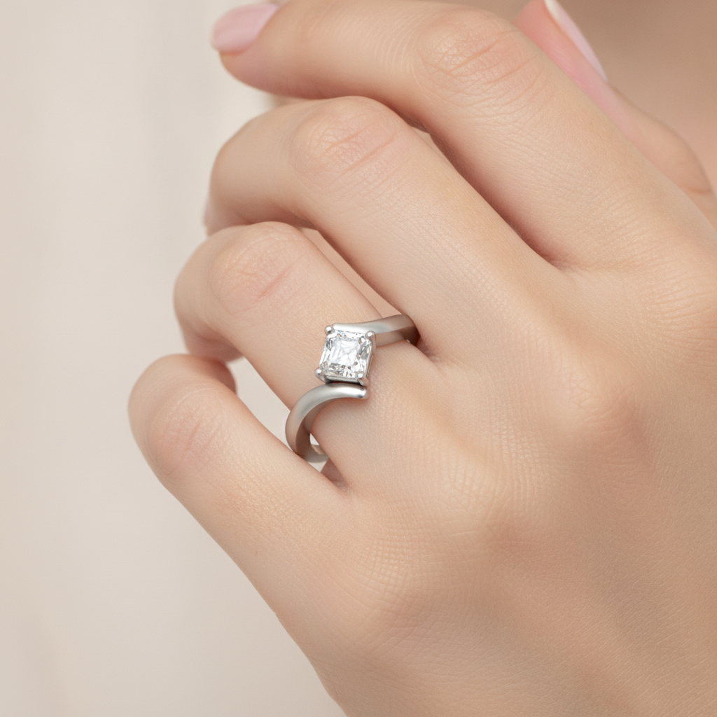 Curvy Edge Solitaire Ring In 925 Sterling Silver - Fourteen