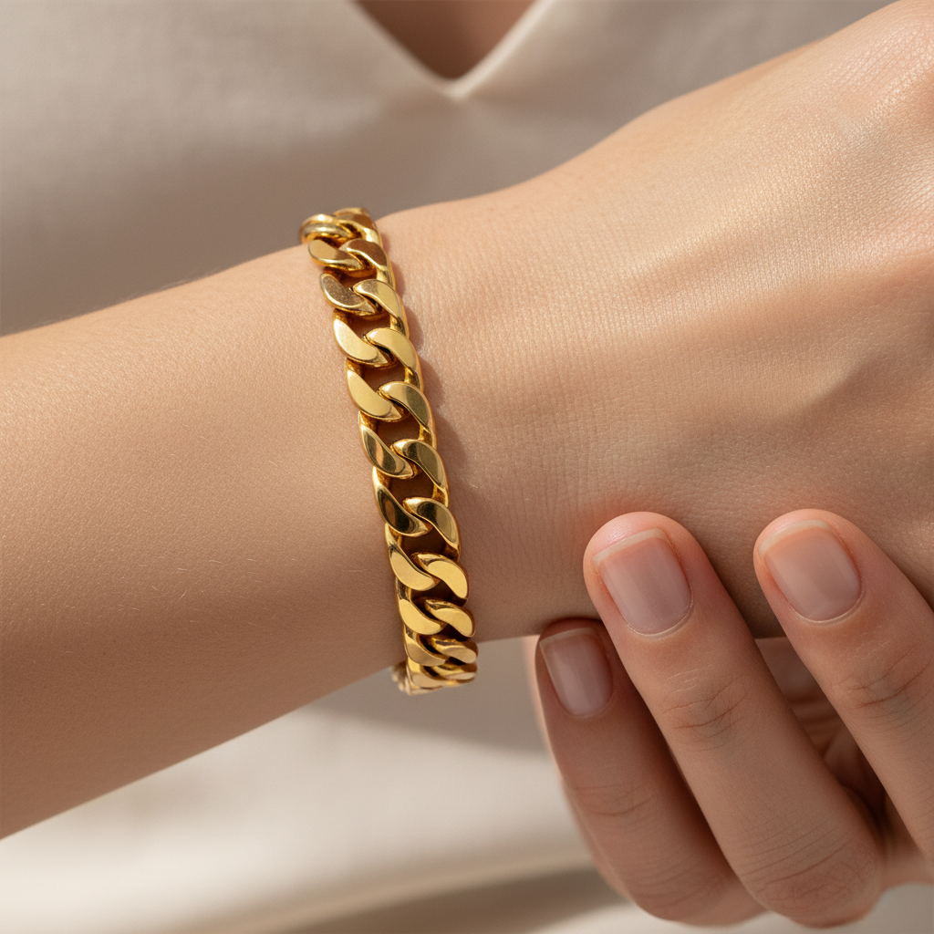 Cuban Link Chain Bracelet 8 Inch 22Grams - Six