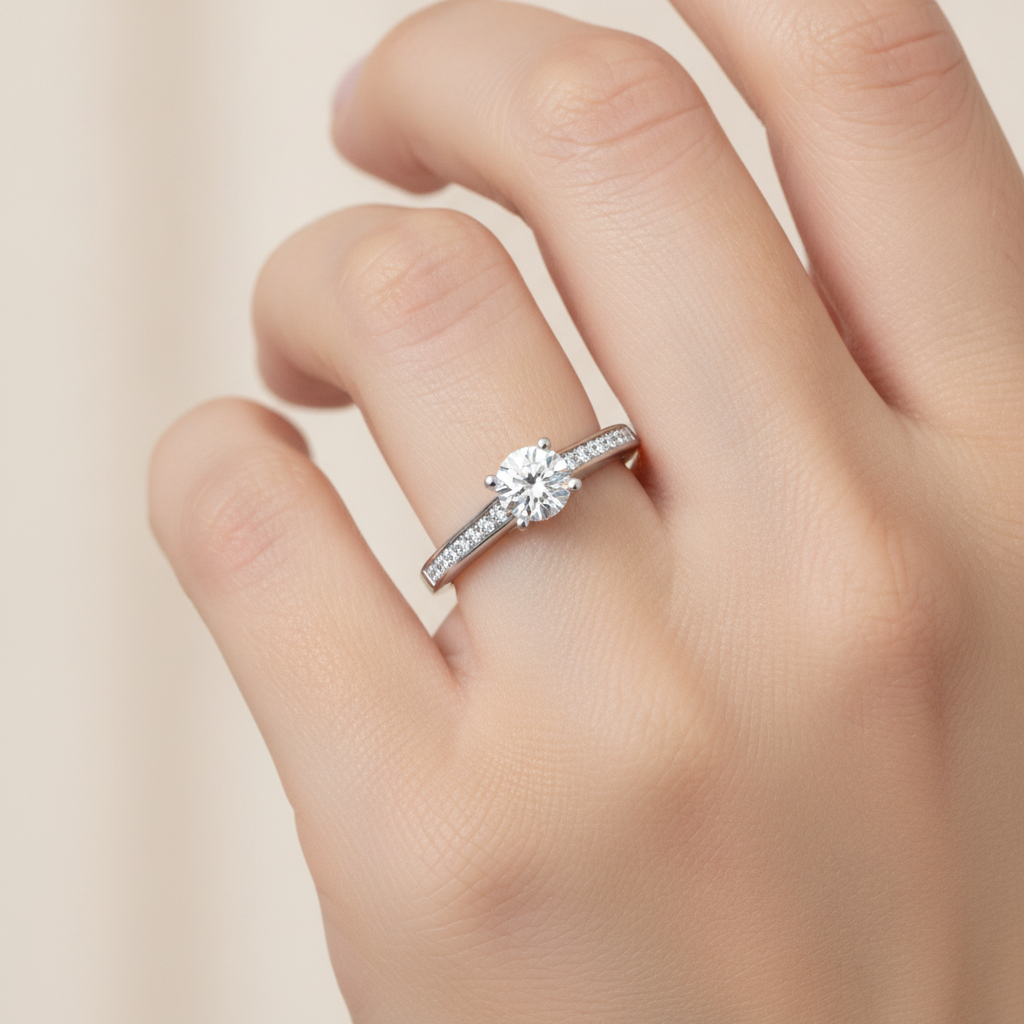 Magnetic Solitaire Ring In 925 Sterling Silver - Thirteen