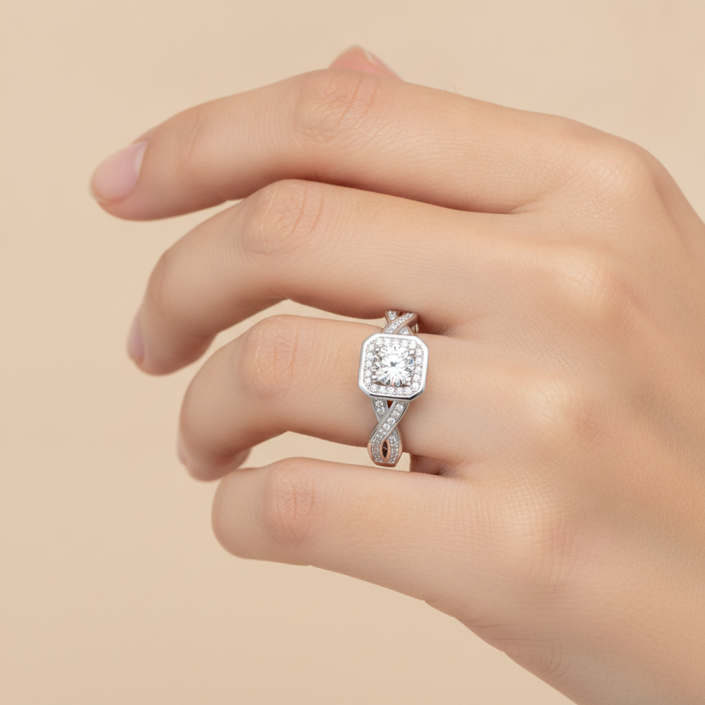 Siempre Halo Ring In 925 Sterling Silver - Thirteen