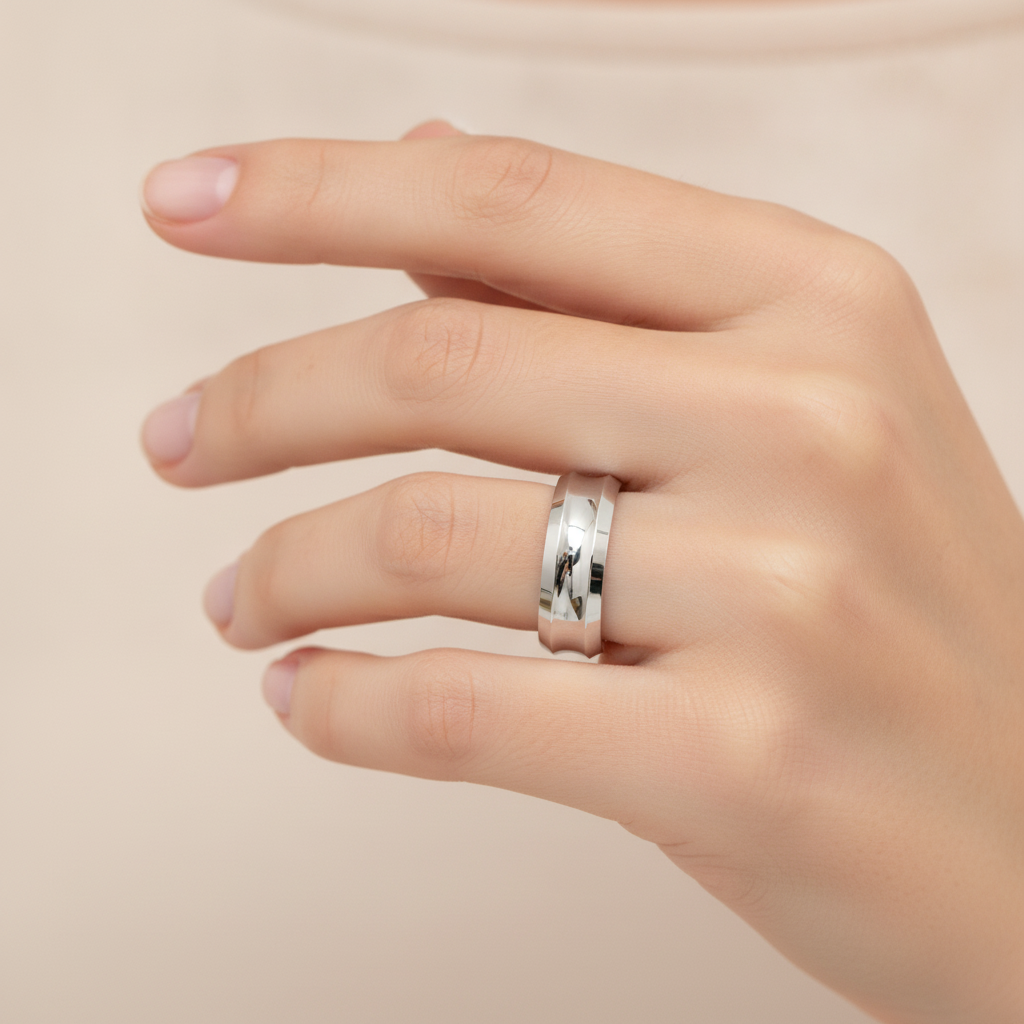 Laurels Men's Broad Band Ring - Thirteen