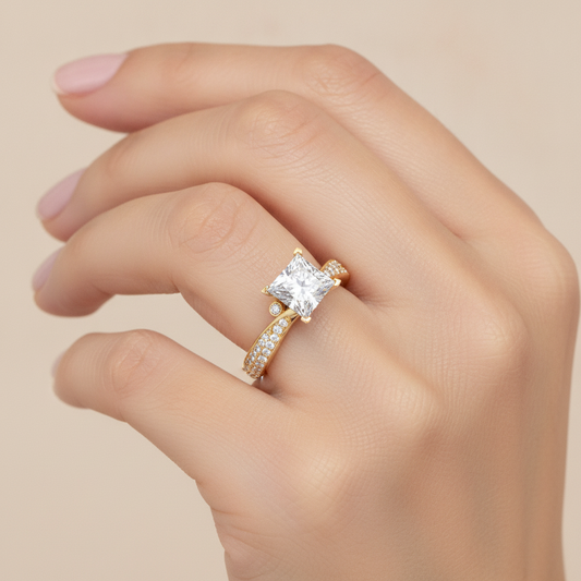 Luscious Solitaire Ring In 925 Sterling Silver - Fourteen