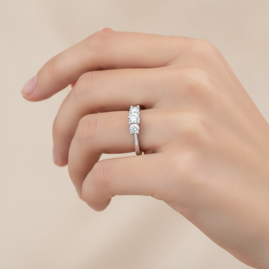 Maravillosa Three Stone Ring - Fourteen