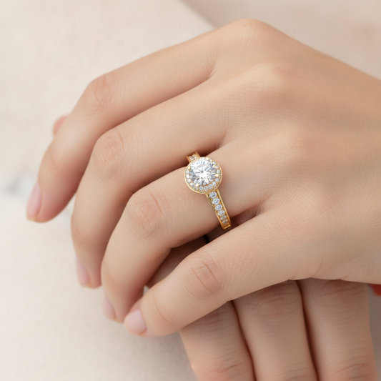Out Of The Ordinary Halo Ring In 925 Sterling Silver - Fourteen