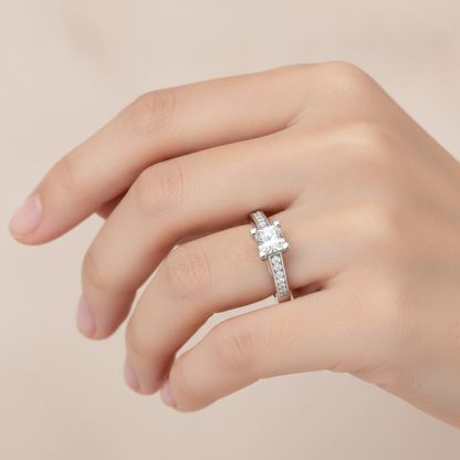 Fanciful Solitaire Ring In 925 Sterling Silver - Fourteen