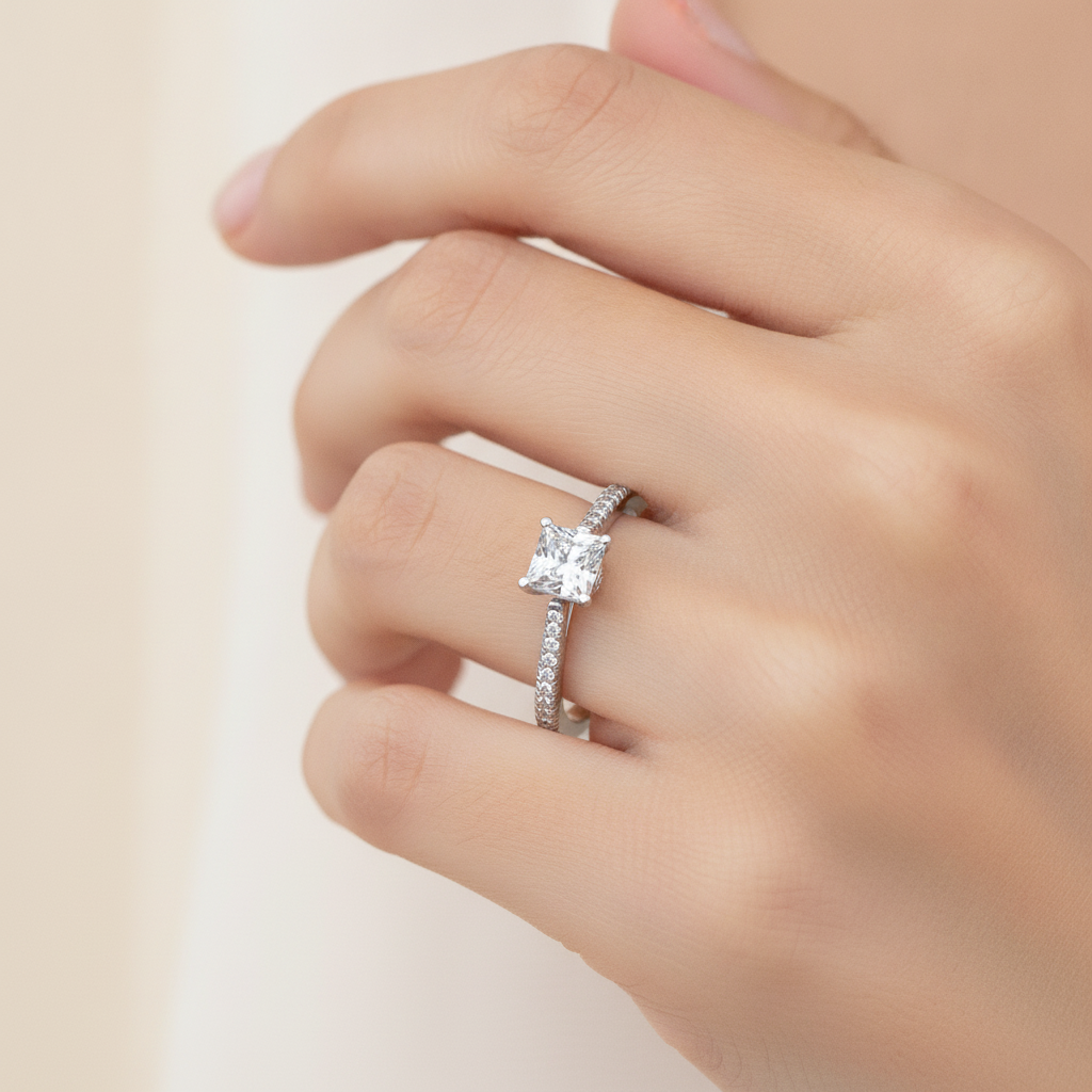 Fable Solitaire Ring - Fourteen