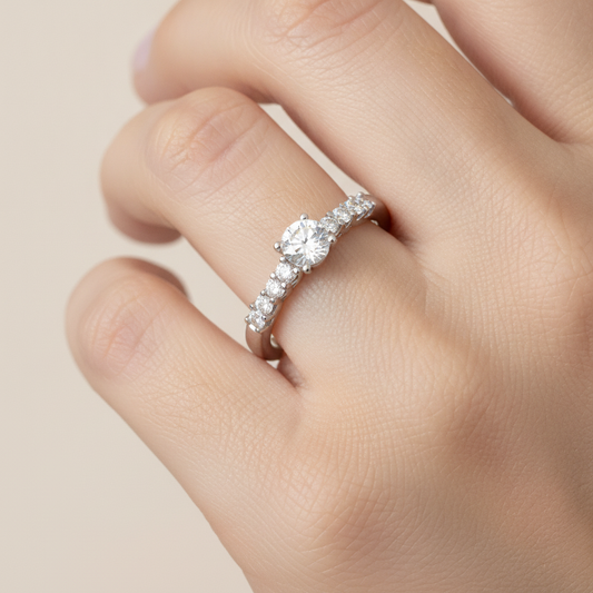 Pompous Solitaire Ring In 925 Sterling Silver - Fifteen
