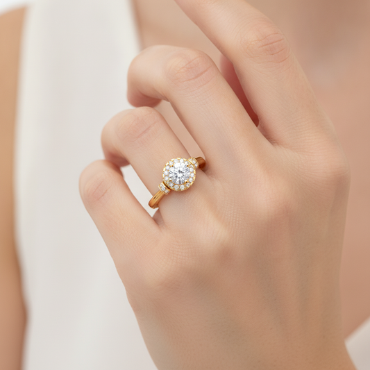 Shelly Halo Ring - Fourteen