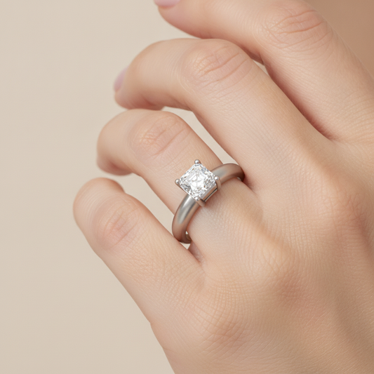 Queen Ring Solitaire Ring In 925 Sterling Silver - Fifteen